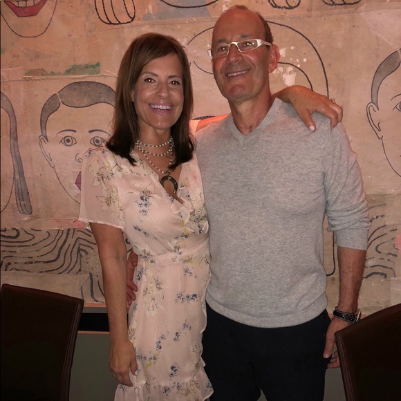 MEET THE POSHER💗🏙❤️🙋🏻‍♀️ - Picture 3 of 7